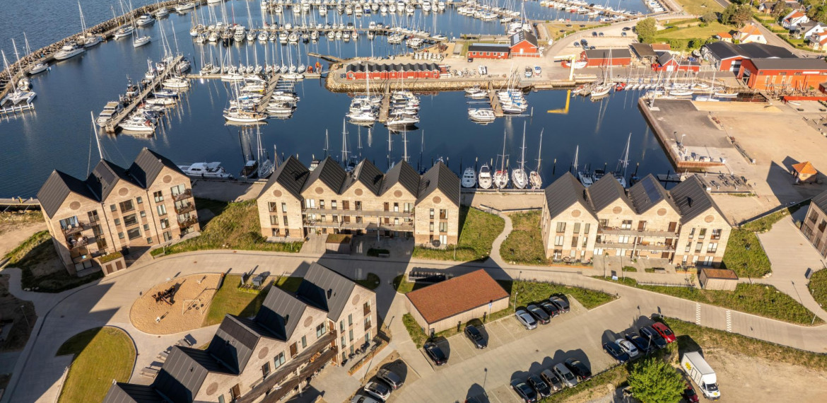 Hou Færgeby